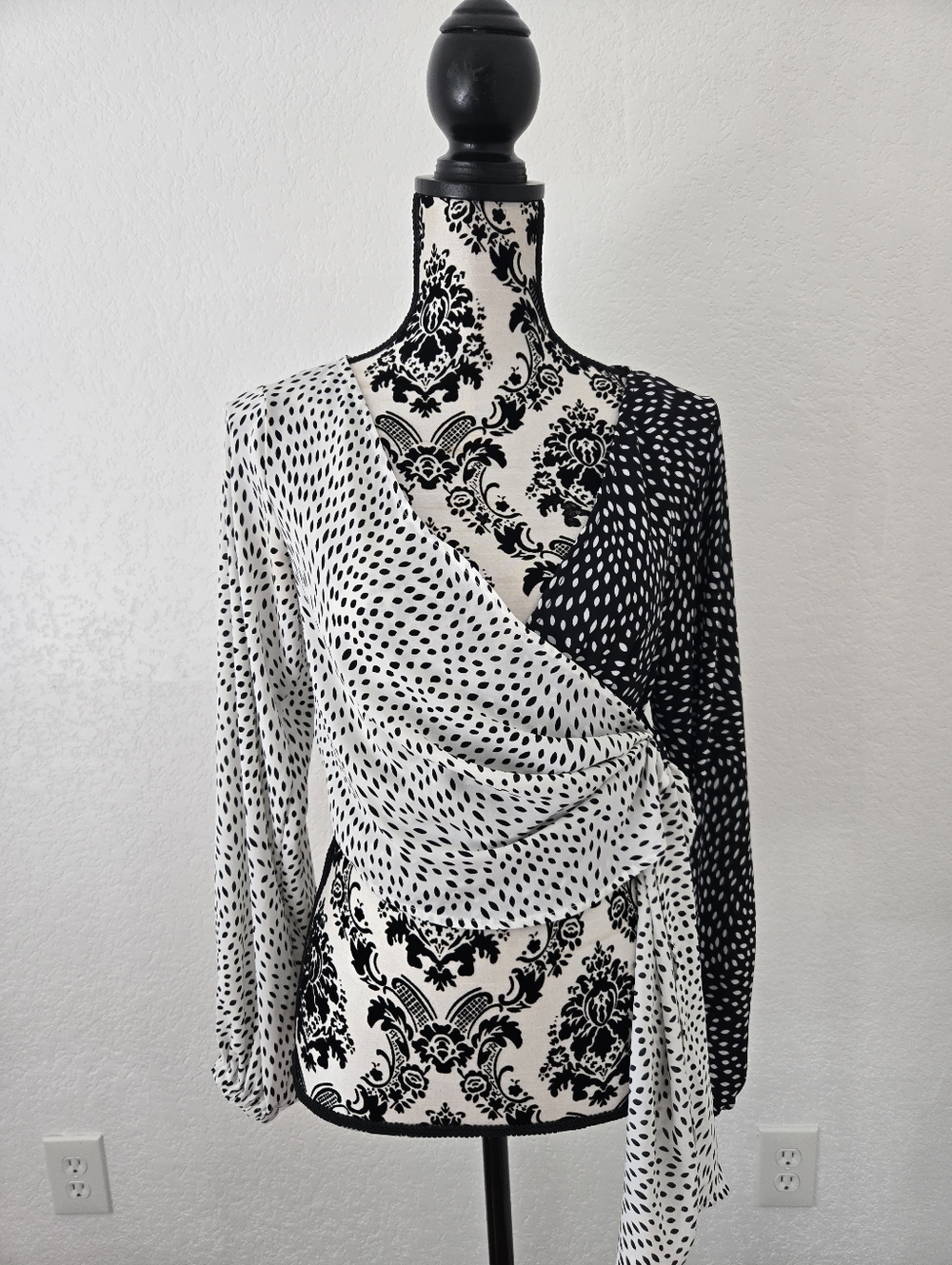 Lulu's Black and White Polka Dot Long Sleeve Wrap Crop Top